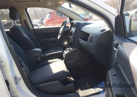 2012 Jeep Compass Latitude из США, поврежденный, VIN 1C4NJDEB3CD514491